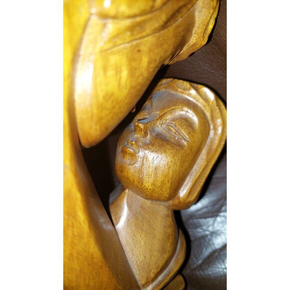 Vintage 8.25" Monkey Pod Wood Couple Sculpture – Alli Woods Honolulu - Picture 3 of 7